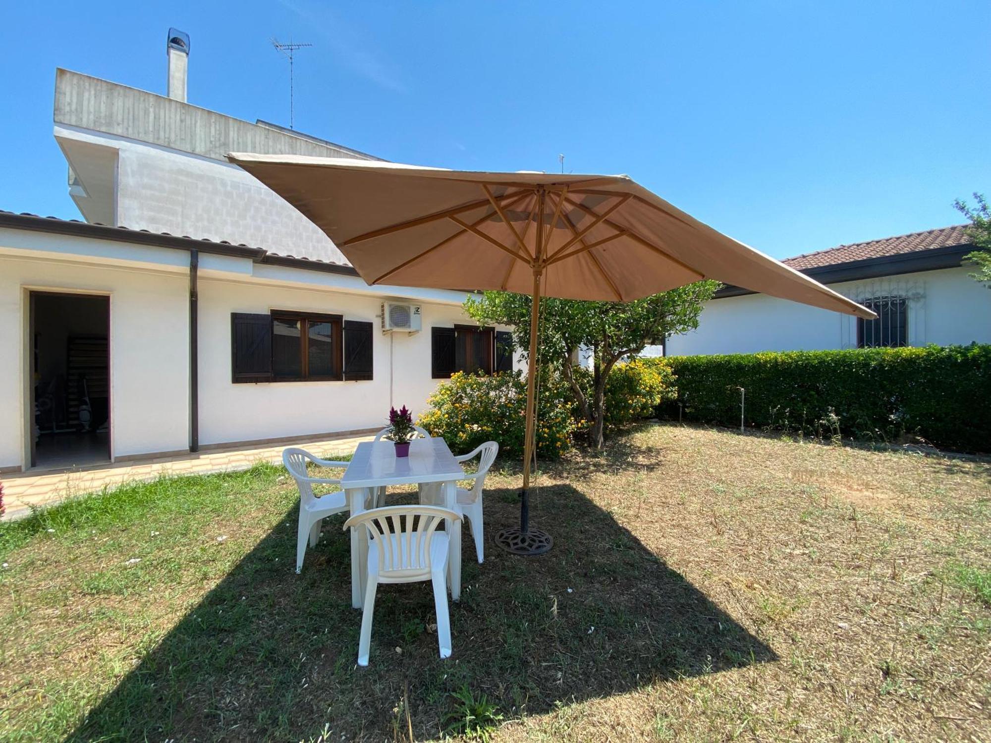 A Casa Di Alfredo Depandance In Villa Lecce Exterior foto