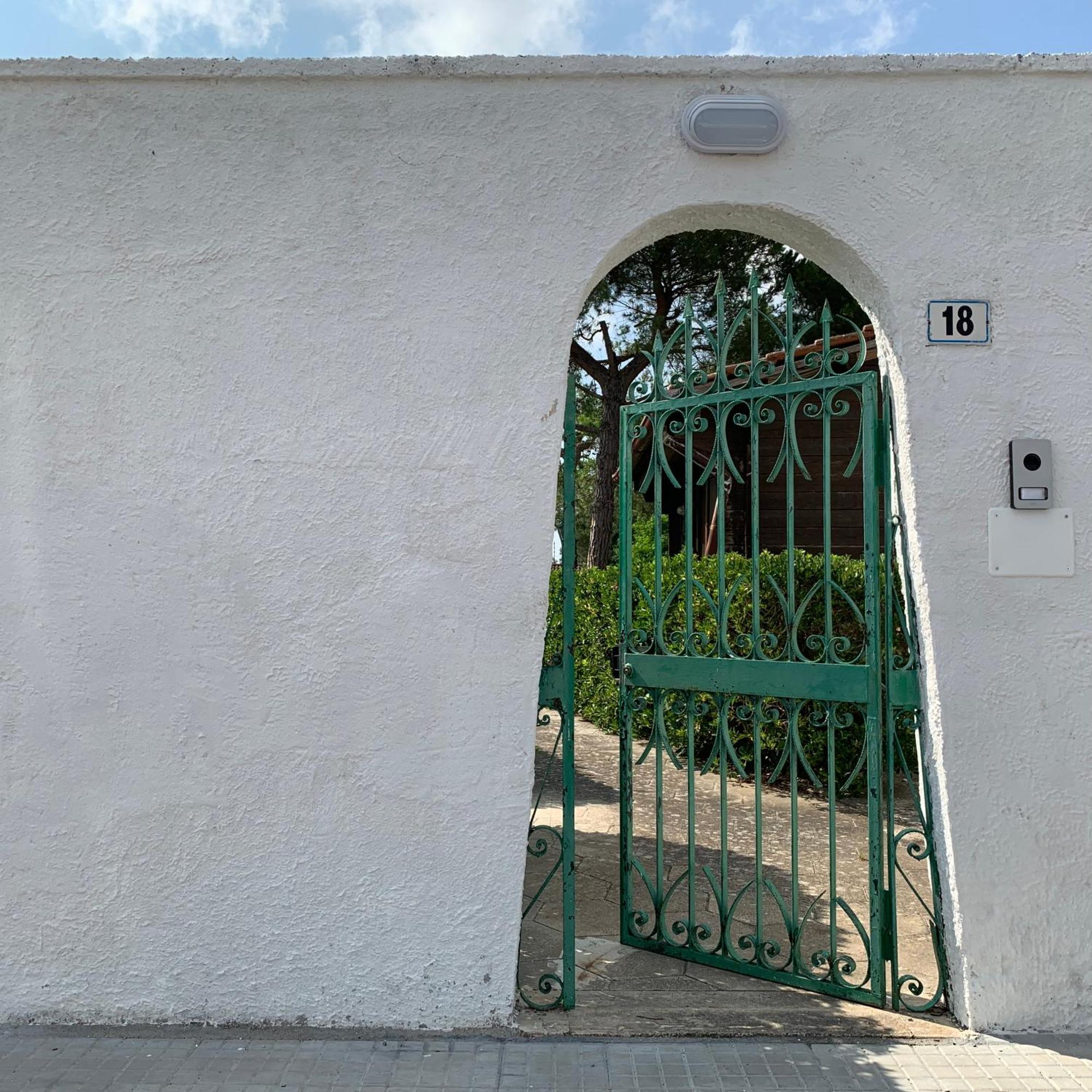 A Casa Di Alfredo Depandance In Villa Lecce Exterior foto